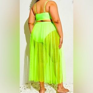 Plus size neon green, three piece swimsuit set.